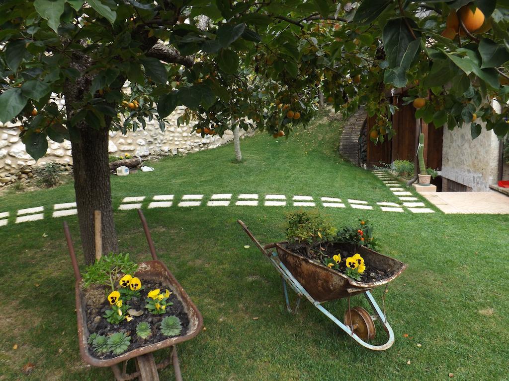Isola del Gran Sasso dʼItalia Agriturismo San Giovanni Ad Insulam מראה חיצוני תמונה