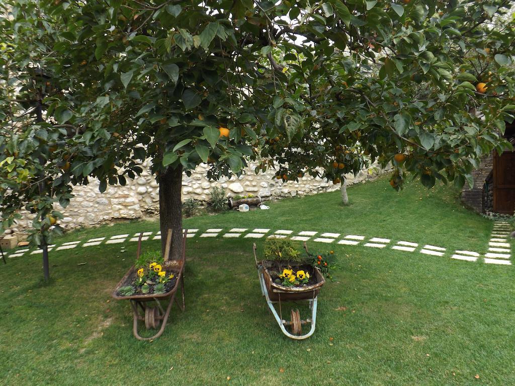 Isola del Gran Sasso dʼItalia Agriturismo San Giovanni Ad Insulam מראה חיצוני תמונה