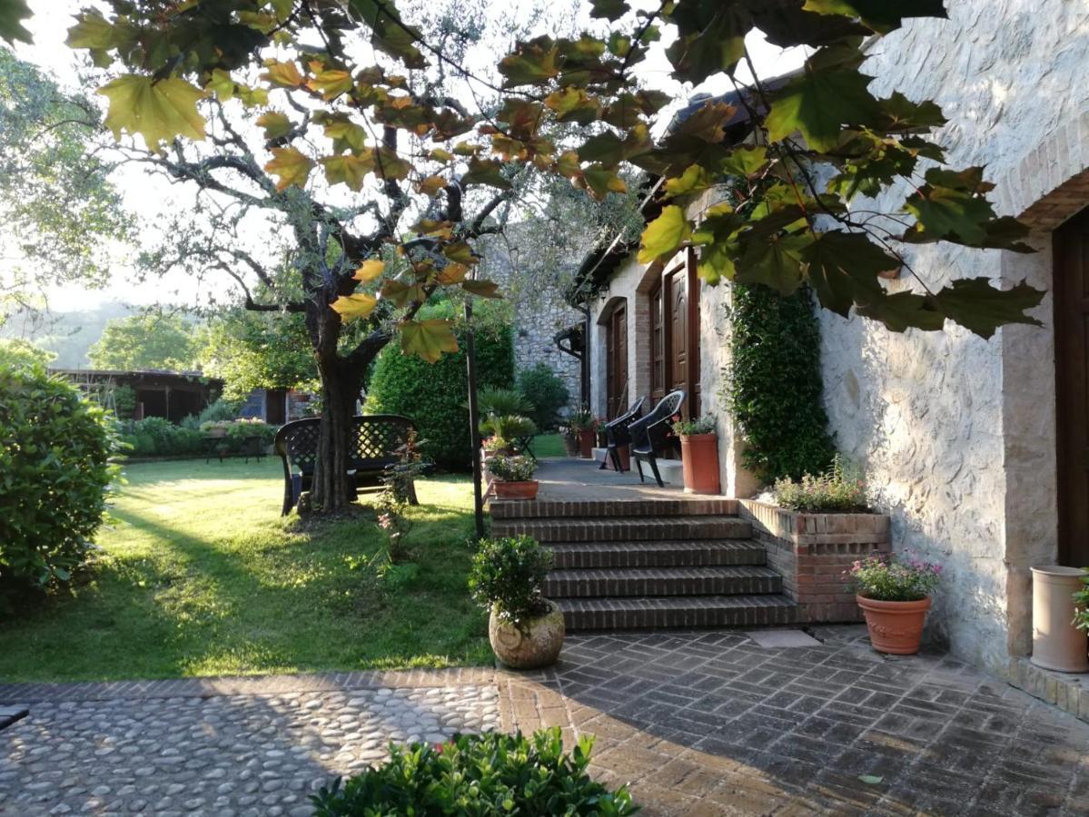 Isola del Gran Sasso dʼItalia Agriturismo San Giovanni Ad Insulam מראה חיצוני תמונה